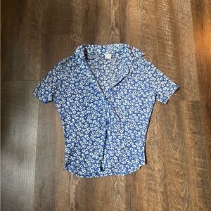 Blue and White Short Sleeve Button Down Shirt